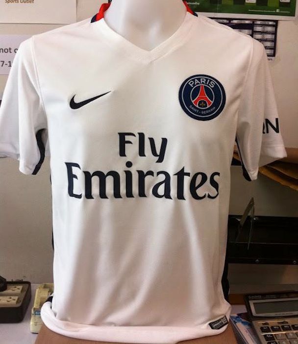 ob_704703_maillot-2016-psg.jpeg